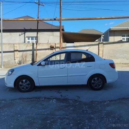 Kia Rio 2011, 370,000 km - 1.4 l - Bakı