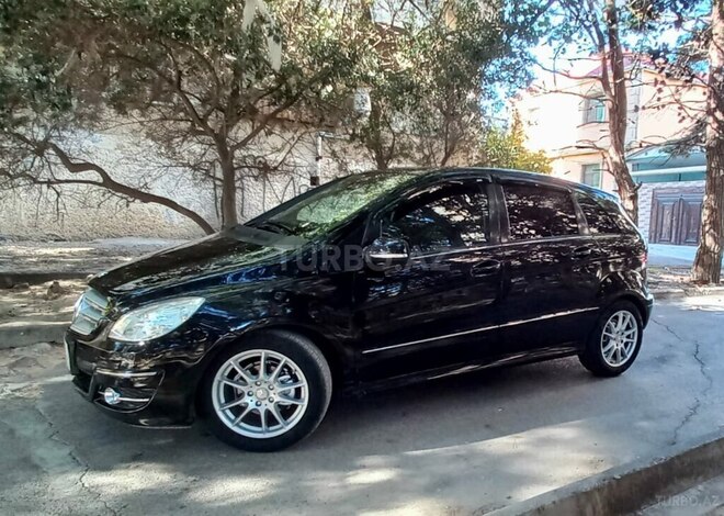Mercedes B 170 2008, 193,000 km - 1.7 л - Bakı