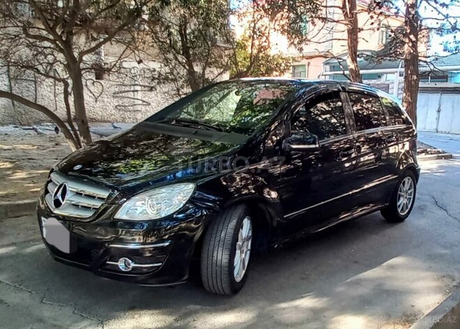 Mercedes B 170 2008, 193,000 km - 1.7 л - Bakı