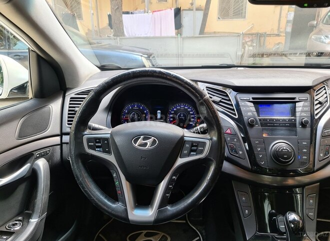 Hyundai i40 2011, 176,500 km - 2.0 l - Bakı
