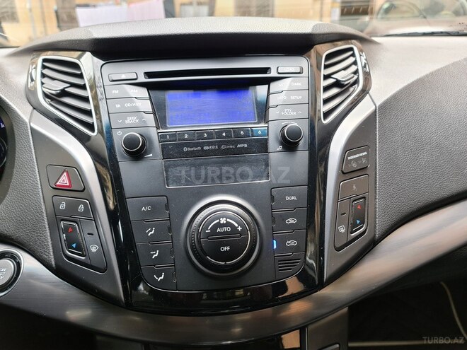 Hyundai i40 2011, 176,500 km - 2.0 l - Bakı