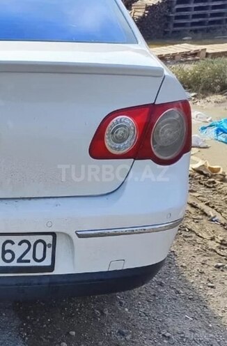 Volkswagen Passat 2010, 305,000 km - 1.8 l - Bakı
