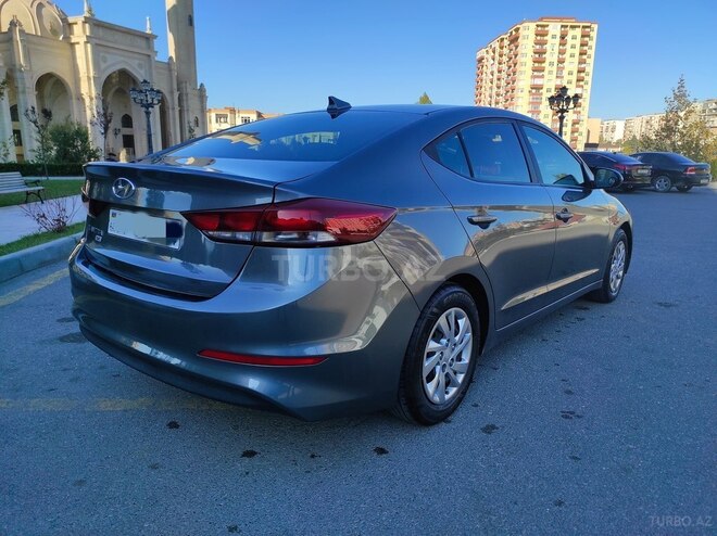 Hyundai Elantra 2016, 117,000 km - 2.0 l - Bakı