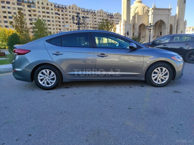 Hyundai Elantra 2016, 117,000 km - 2.0 l - Bakı