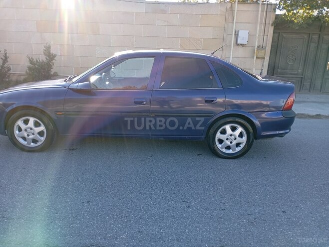 Opel Vectra 1997, 220,000 km - 1.8 l - Sumqayıt