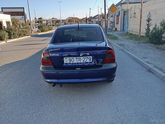 Opel Vectra 1997, 220,000 km - 1.8 l - Sumqayıt