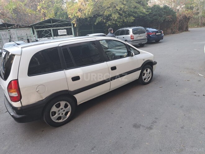 Opel Zafira 2002, 220,000 km - 2.2 l - Bakı