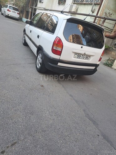 Opel Zafira 2002, 220,000 km - 2.2 l - Bakı