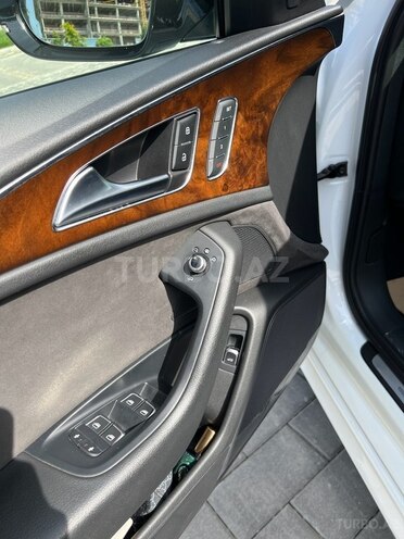 Audi A6-15