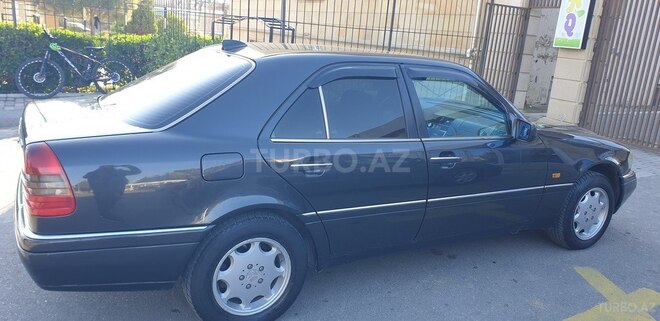 Mercedes C 200 1995, 254,700 km - 2.0 l - Bakı
