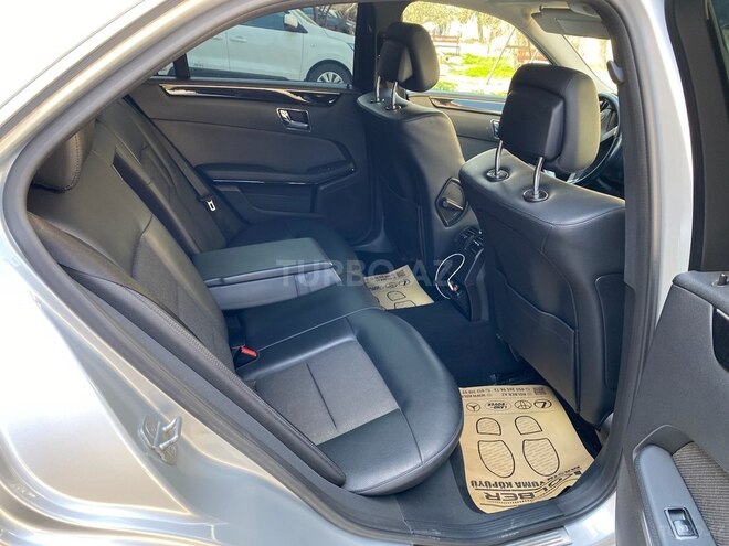 Mercedes E 220 d 2011, 259,000 km - 2.2 л - Bakı