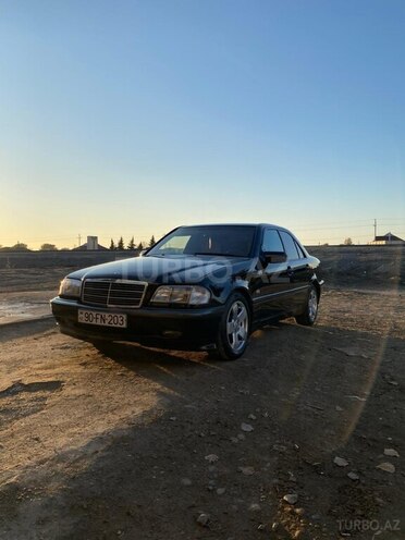 Mercedes C 180 1997, 410,000 km - 1.8 л - Salyan