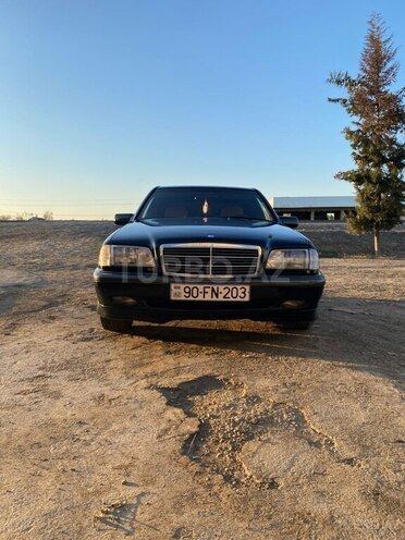 Mercedes C 180 1997, 410,000 km - 1.8 л - Salyan