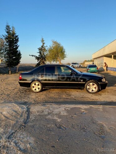 Mercedes C 180 1997, 410,000 km - 1.8 л - Salyan