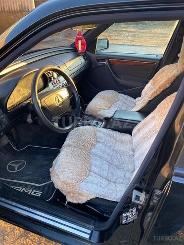Mercedes C 180 1997, 410,000 km - 1.8 л - Salyan