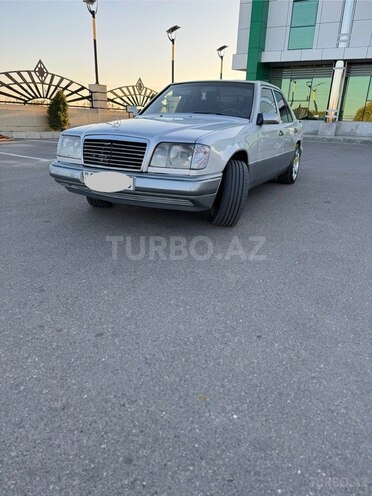 Mercedes E 220 1994, 360,000 km - 2.2 l - Beyləqan
