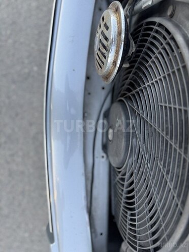 Mercedes E 220 1994, 360,000 km - 2.2 l - Beyləqan