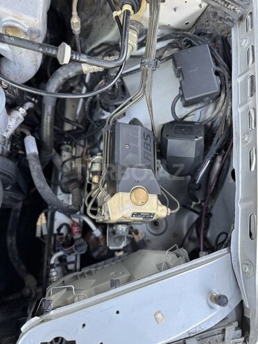 Mercedes E 220 1994, 360,000 km - 2.2 l - Beyləqan