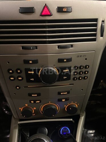 Opel Astra 2008, 214,710 km - 1.4 l - Gəncə