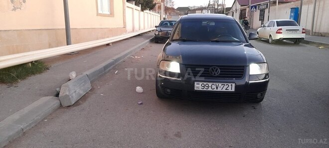 Volkswagen Passat 2004, 222,220 km - 20.0 л - Bakı