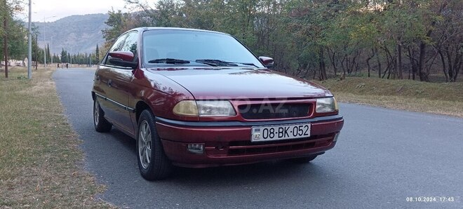 Opel Astra 1995, 298,141 km - 1.6 л - Balakən