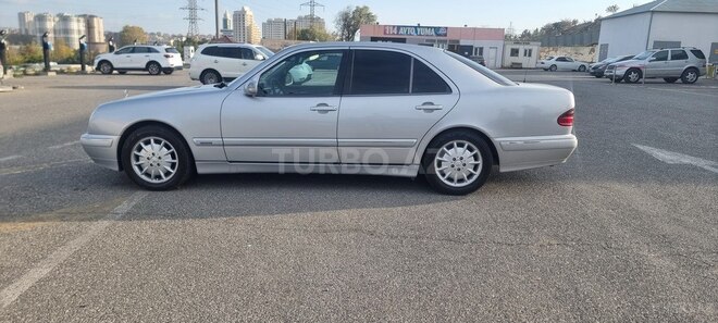 Mercedes E 220 d-20