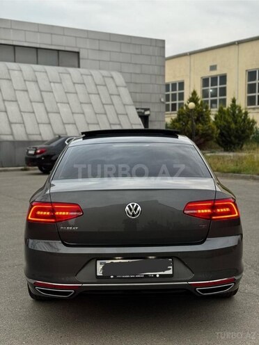 Volkswagen Passat 2017, 130,000 km - 1.8 l - Bakı