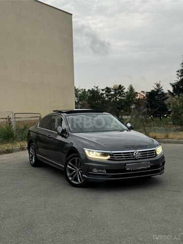 Volkswagen Passat 2017, 130,000 km - 1.8 l - Bakı