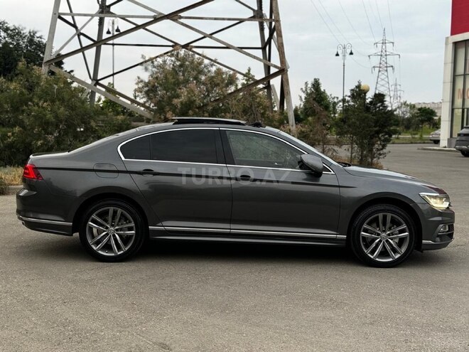 Volkswagen Passat 2017, 130,000 km - 1.8 l - Bakı