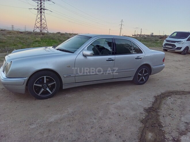Mercedes E 200 1997, 397,000 km - 2.0 l - Bakı