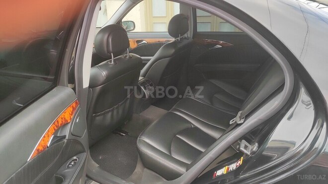 Mercedes E 240 2004, 235,000 km - 2.6 л - Sumqayıt