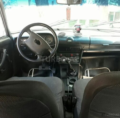 LADA (VAZ) 2106 2004, 98,000 km - 1.5 l - Naftalan