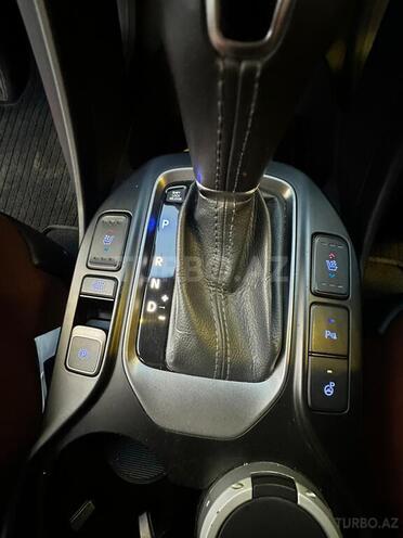 Hyundai Grand Santa Fe 2014, 180,000 km - 2.2 л - Bakı