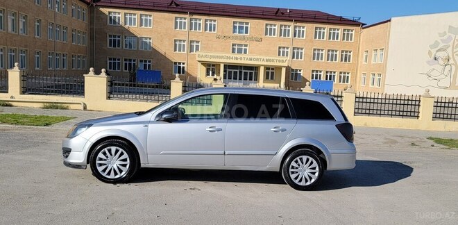 Opel Astra 2006, 240,000 km - 1.3 л - Bakı