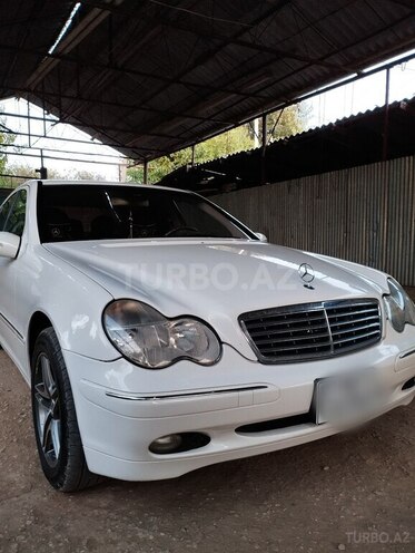 Mercedes C 240 2003, 22,366 km - 2.6 l - Goranboy
