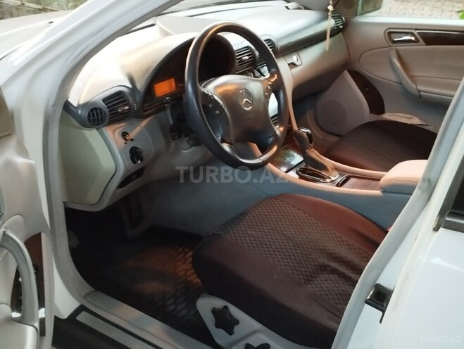 Mercedes C 240 2003, 22,366 km - 2.6 l - Goranboy