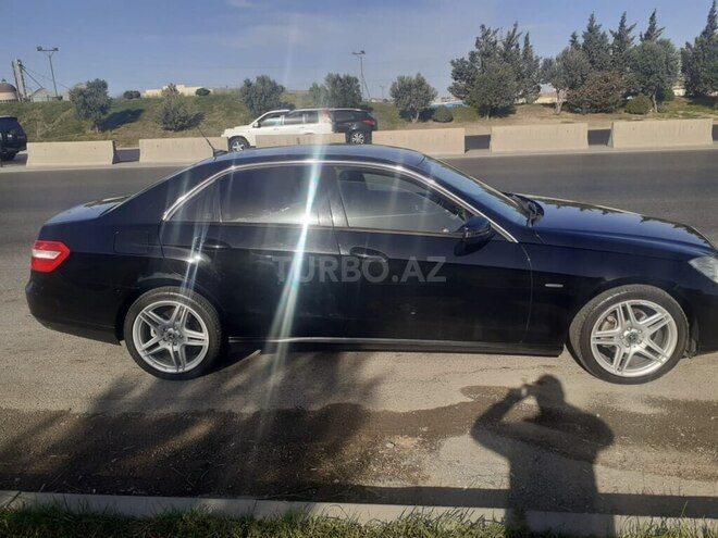Mercedes E 200 2011, 310,000 km - 1.8 л - Bakı