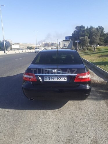 Mercedes E 200 2011, 310,000 km - 1.8 л - Bakı