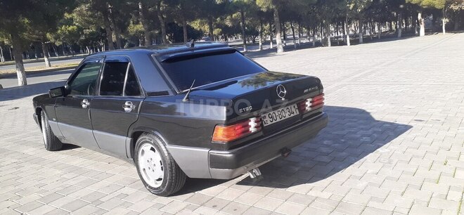 Mercedes 190 1992, 175,000 km - 2.5 л - Sumqayıt