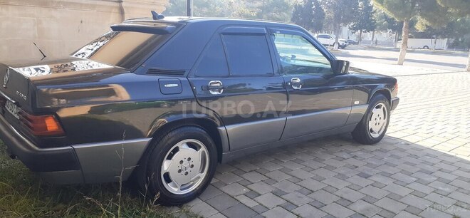 Mercedes 190 1992, 175,000 km - 2.5 л - Sumqayıt