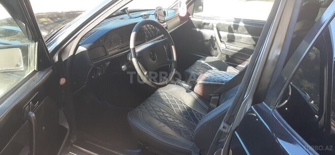 Mercedes 190 1992, 175,000 km - 2.5 л - Sumqayıt