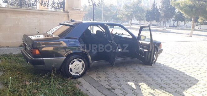 Mercedes 190 1992, 175,000 km - 2.5 л - Sumqayıt