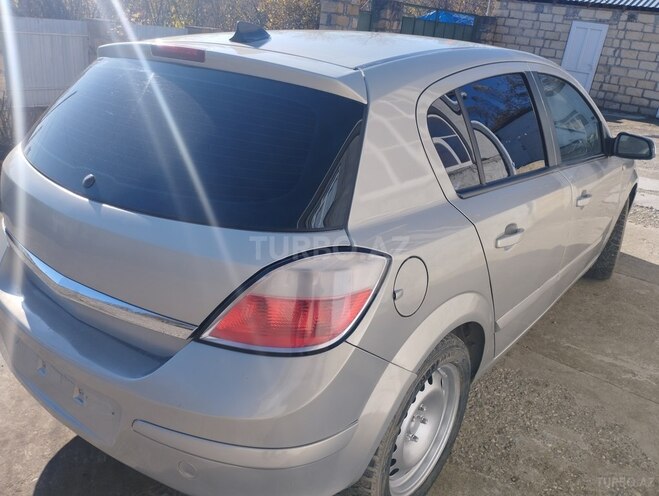 Opel Astra 2007, 240,000 km - 1.3 l - Qusar