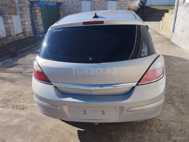Opel Astra 2007, 240,000 km - 1.3 l - Qusar