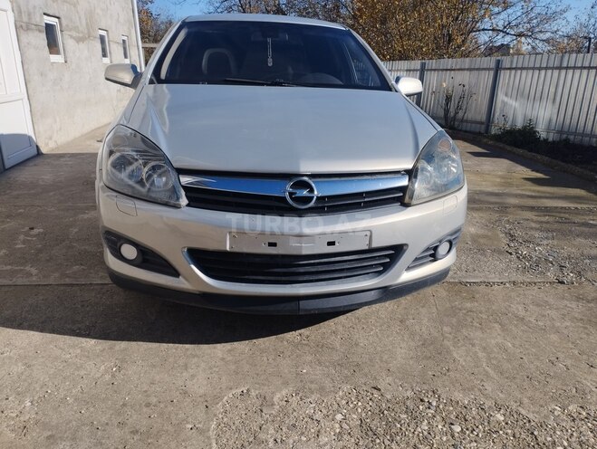 Opel Astra 2007, 240,000 km - 1.3 l - Qusar