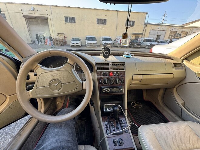 Mercedes C 230 2000, 213,135 km - 2.3 l - Bakı