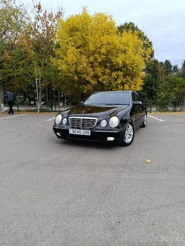 Mercedes E 240 2000, 370,000 km - 2.4 л - Masallı