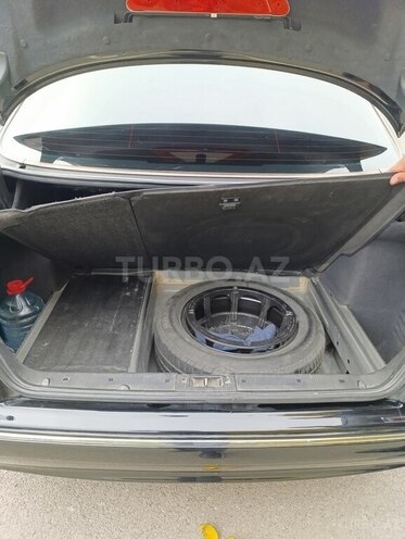 Mercedes E 240 2000, 370,000 km - 2.4 л - Masallı