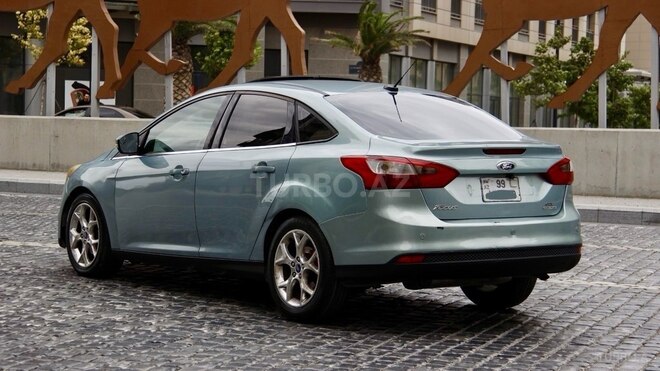 Ford Focus 2012, 300,000 km - 2.0 l - Bakı