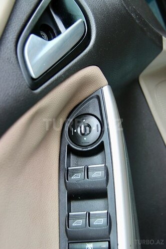 Ford Focus 2012, 300,000 km - 2.0 l - Bakı